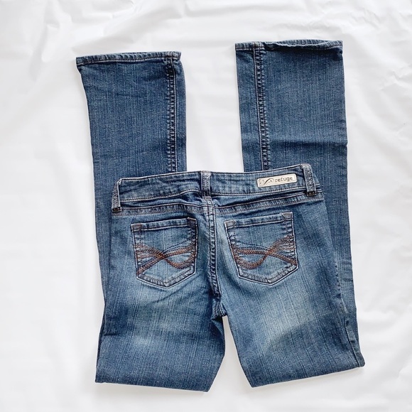 Refuge | Blue Jeans Size 4R Runway Everyday Boot - Picture 3 of 5
